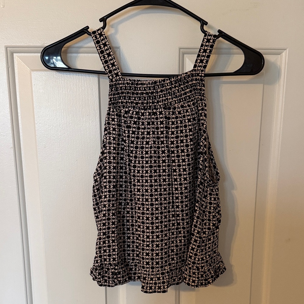 Black and White Patterned Women's Top